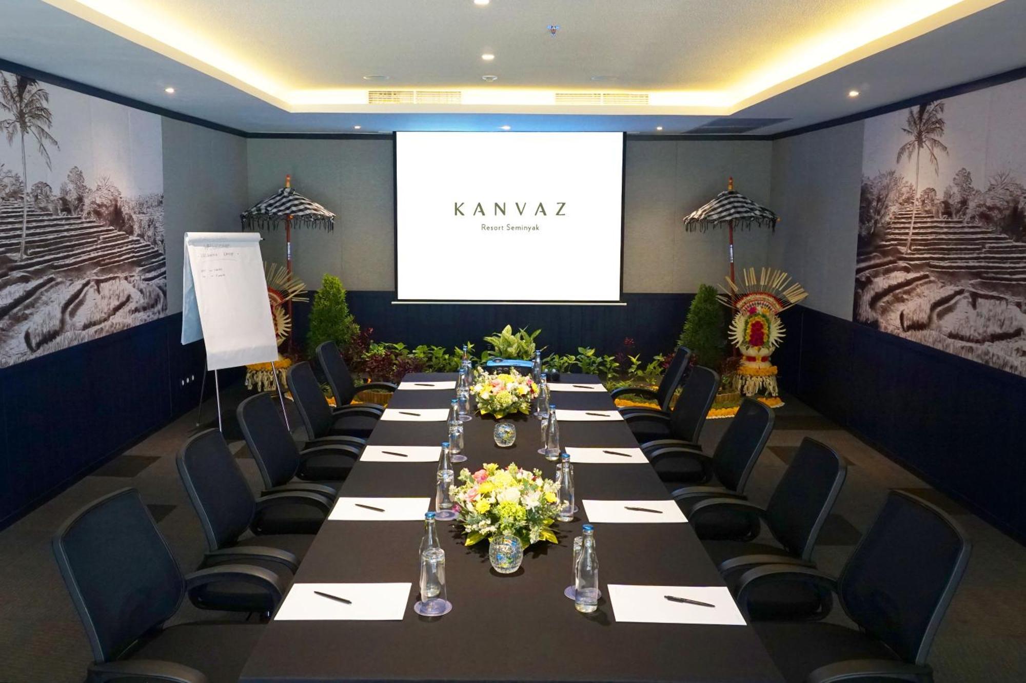 Kanvaz Village Resort Seminyak Екстер'єр фото