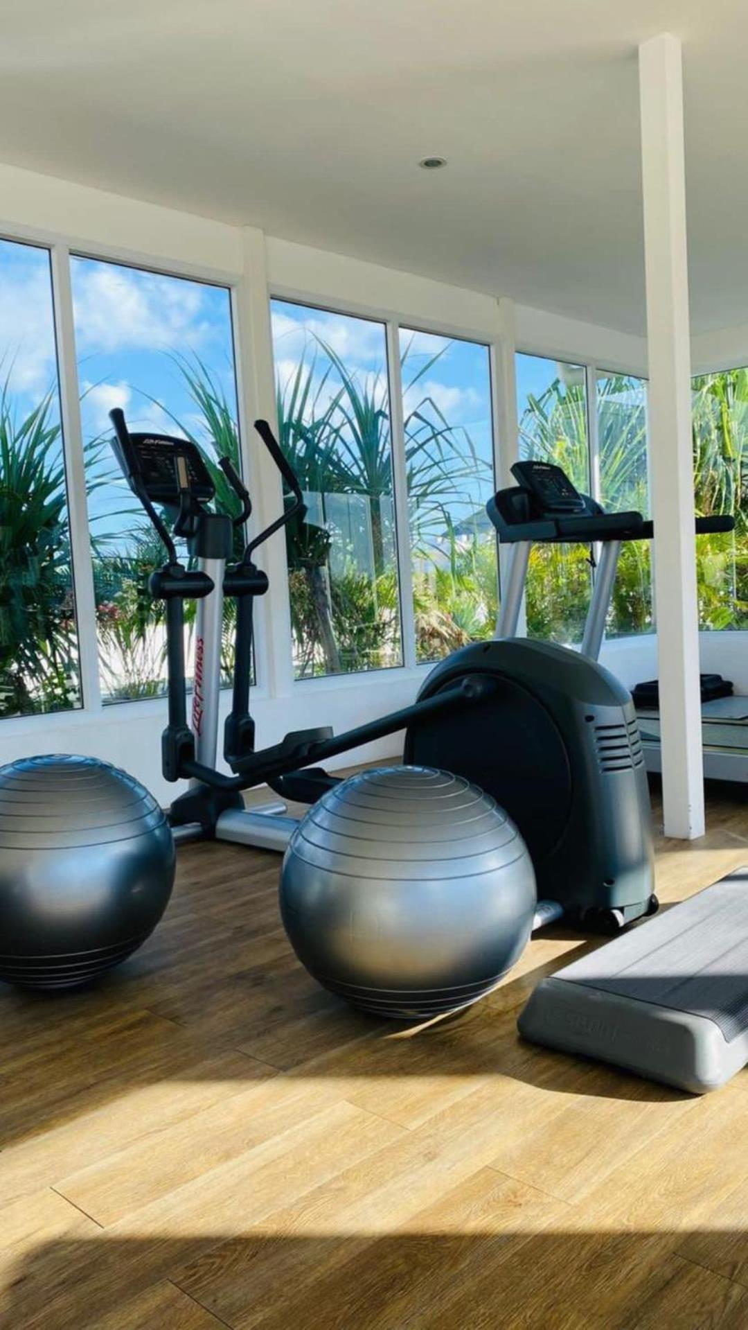 Kanvaz Village Resort Seminyak Екстер'єр фото